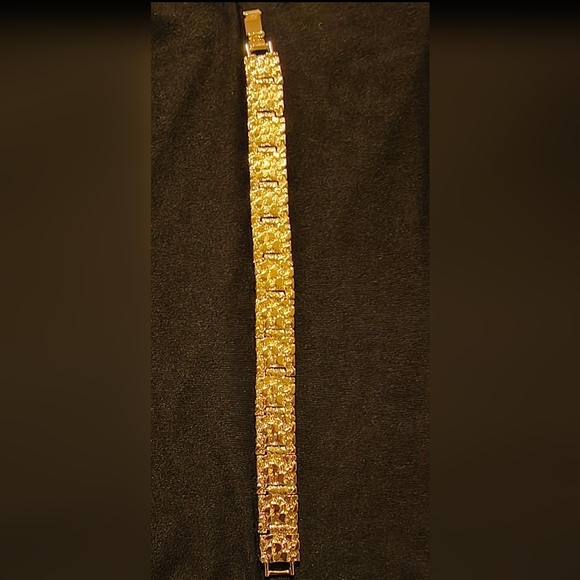 14k Gold Plated Bracelet - Picture 1 of 1